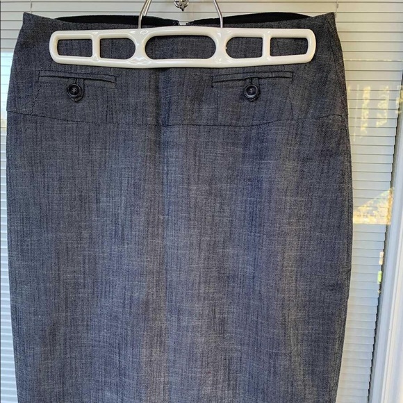 Le Chateau Pencil Skirt - Picture 2 of 2